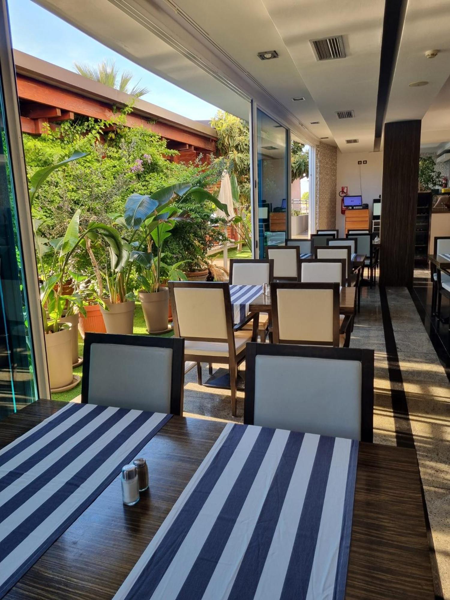Hotell Gala Split Podstrana